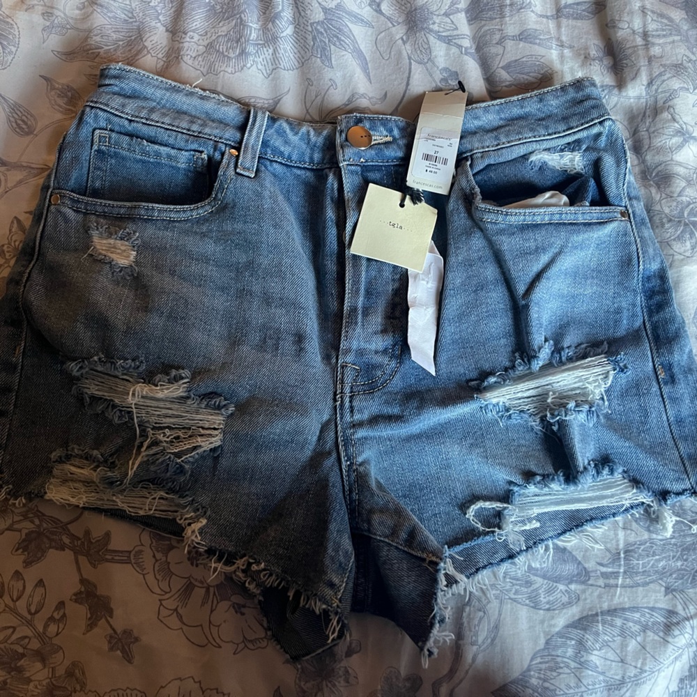 Francesca’s Jean Shorts NWT
